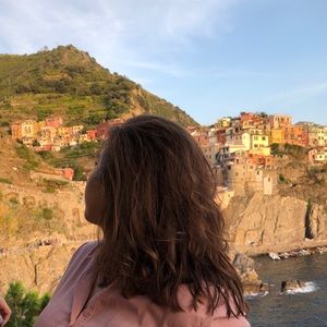 Meet your Posher, Emma